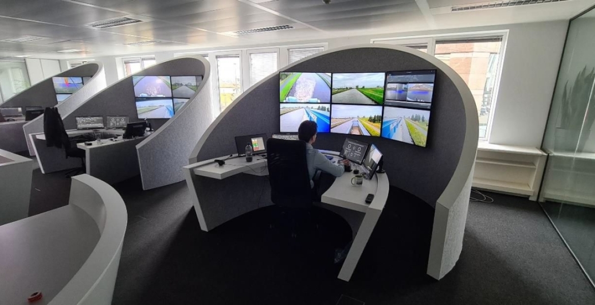 Smart Shipping Hub Shore Control Center SEAFAR